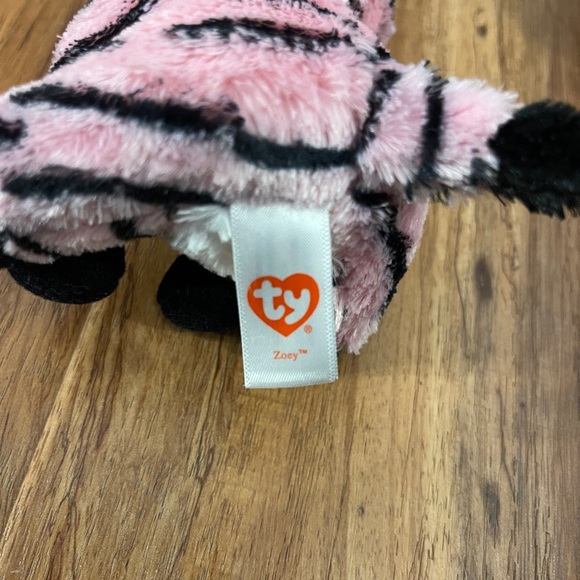 Ty Gray and Black Plush Small Pets Collection - Picture 8 of 12